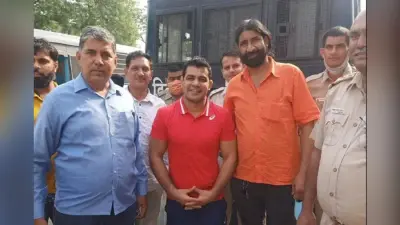Sagar Rana Murder Case: सुशील कुमार की जेल यात्रा के दौरान फोटोसेशन करना पुलिसवालों को पड़ गया भारी, जांच के आदेश जारी