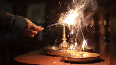 Firecracker Burn Treatment: पटाखा से जलने पर तुरंत करें ये उपचार, मिलेगी राहत