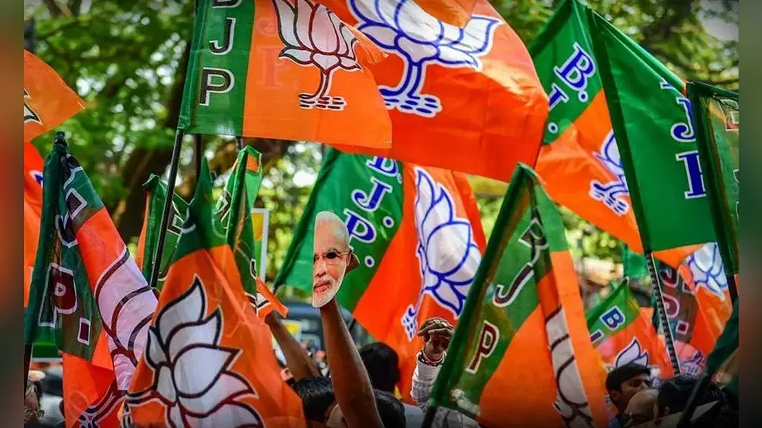 Opinion Poll : सामने आए ओपिनियन पोल के आंकड़े, तमिलनाडु में BJP को झटका, जानिए अन्य राज्यों में किसकी बनेगी सरकार