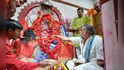 केंद्रीय मंत्री प्रह्लाद सिंह पटेल ने बंगाल के कई शक्ति पीठ मंदिरों में की पूजा अर्चना, कहा- शांति होगी बहाल