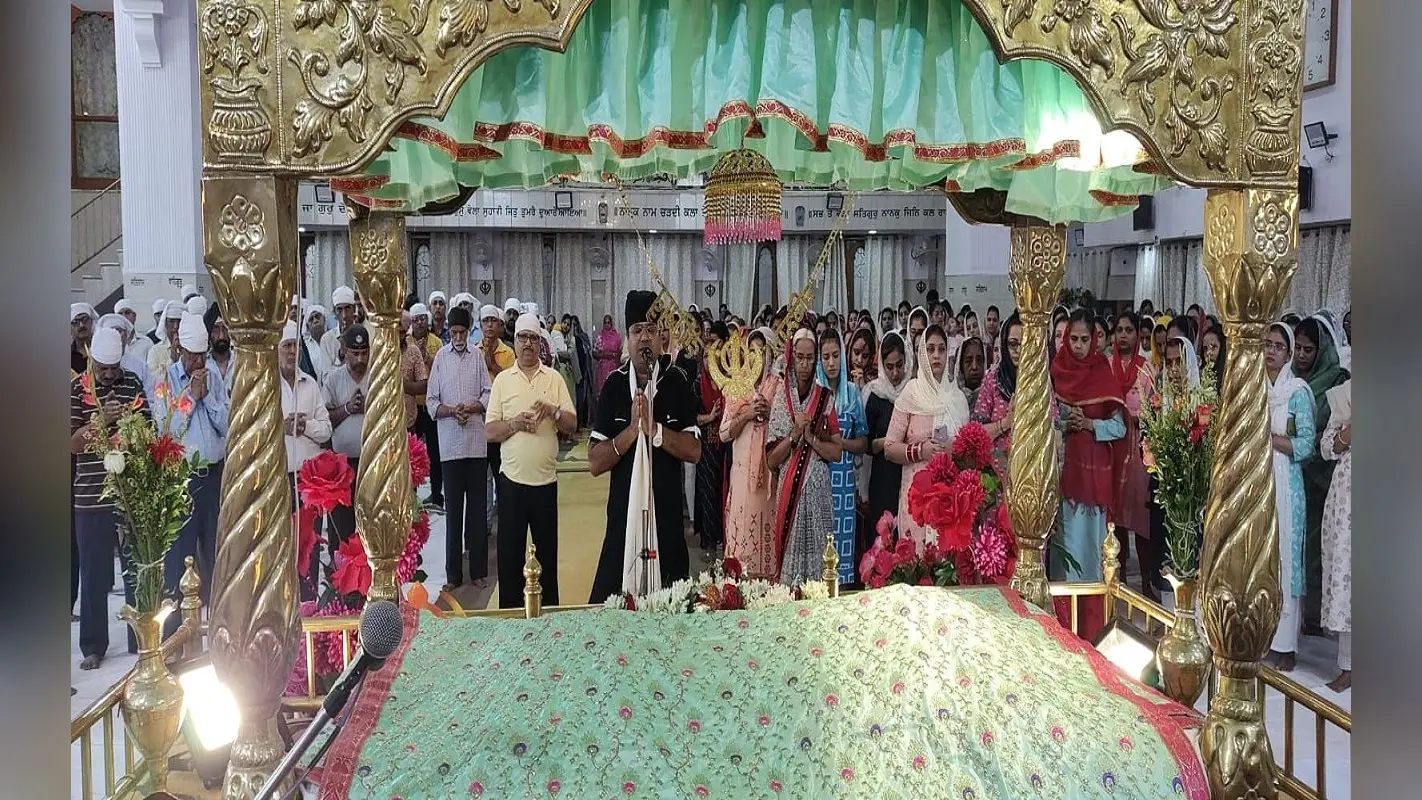 श्री गुरु अमरदास जी के प्रकाश पर्व पर सजा विशेष दीवान, महिपाल सिंह एवं साथियों ने किया शबद गायन