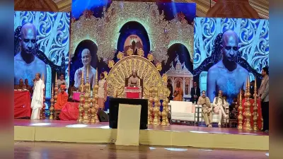 पारसनाथ पर्वत पर की महापारणा, 557 दिनों के बाद मौन व्रत तोड़कर आचार्य श्री 108 प्रसन्न सागर जी बोले नमः श्री ॐ
