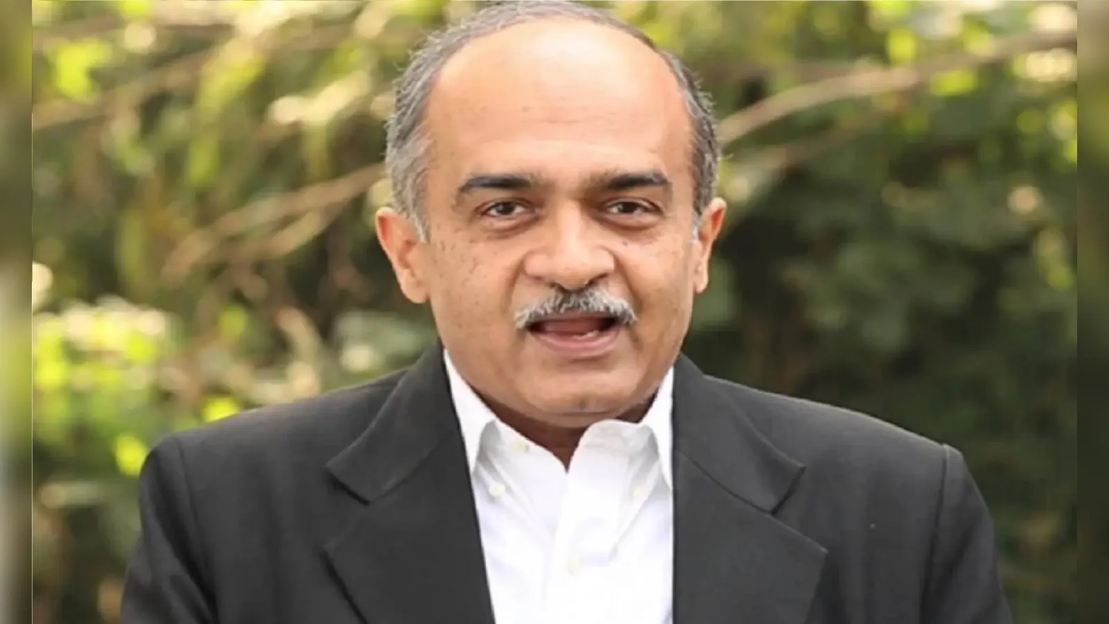 Prashant Bhushan Contempt Case : प्रशांत भूषण ने SC में कहा, मैं दया की भीख नहीं मांगूंगा….