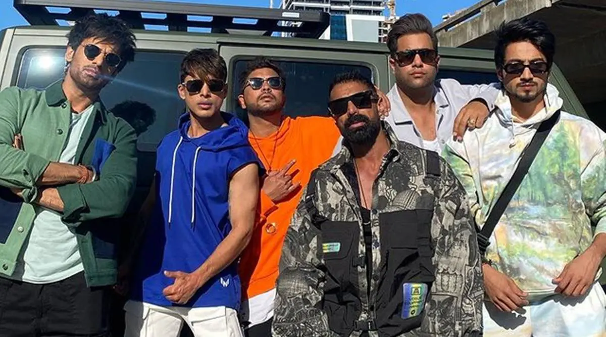 Khatron Ke Khiladi 12: इस कंटेस्टेंट की होगी वाइल्डकार्ड एंट्री! शिवांगी जोशी का नाम लिस्ट में नहीं शामिल