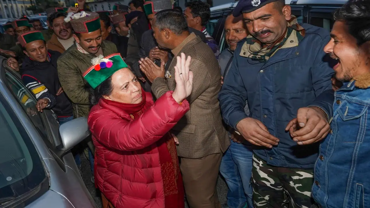 कौन होगा हिमाचल प्रदेश का मुख्यमंत्री ? कांग्रेस में किचकिच जारी