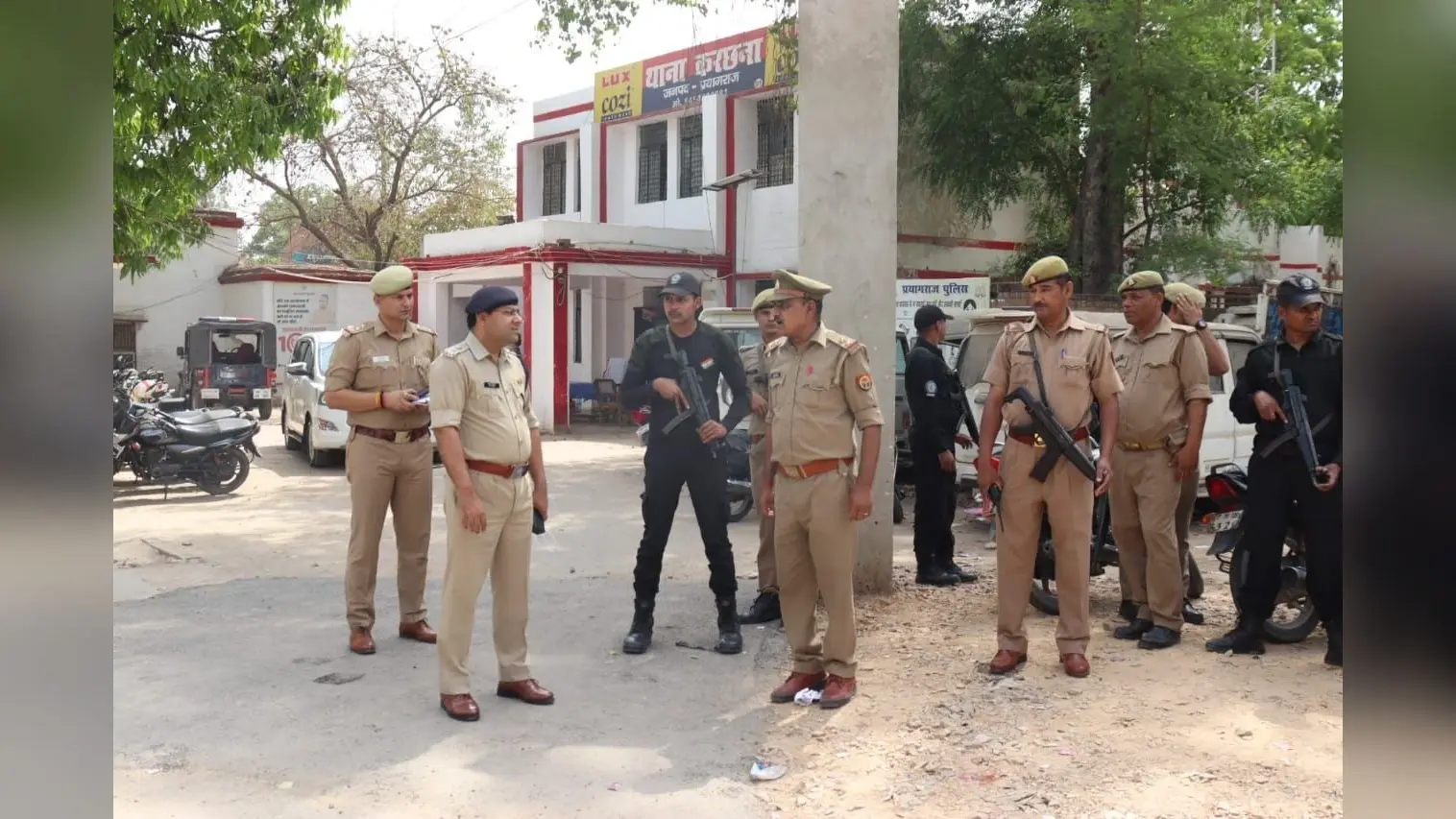 एक्शन में SSP प्रयागराज, 2 दरोगा समेत 10 सिपाहियों पर गिरी कार्रवाई की गाज, औचक निरीक्षण में मिली खामियां
