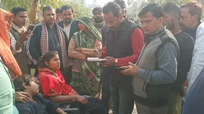 Prayagraj News: कस्तूरबा गांधी आवासीय विद्यालय में ढहा मिट्टी का टीला, पांच छात्राएं दबीं, तीन की हालत नाजुक