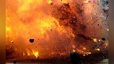 UP News: चंदौली में दर्दनाक हादसा, ऑक्सीजन सिलेंडर फटने से 2 लोगों के उड़े चिथड़े