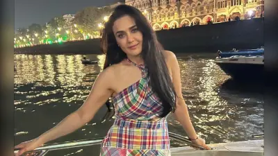 Preity Zinta ने सुजैन और अर्सलान संग शेयर की तस्वीर, ताज होटल के सामने दिये पोज, VIDEO