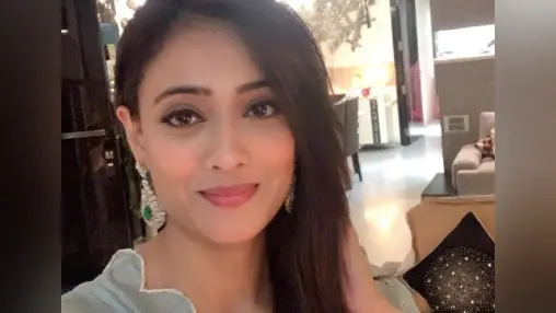 Kasautii Zindagii Kay 2 : अनुराग बसु के बाद अब एरिका फर्नांडिस भी छोड़ सकती हैं शो!