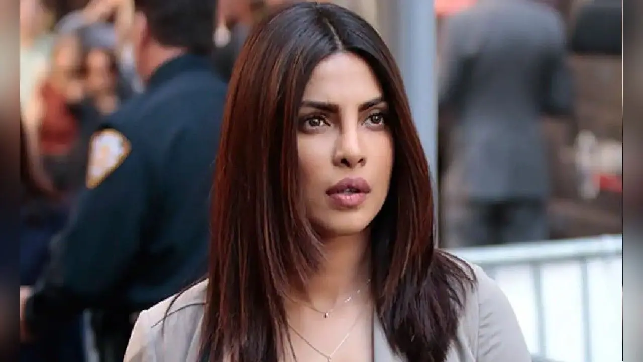 Priyanka Chopra ने बॉलीवुड क्यों छोड़ा? देसी गर्ल बोलीं- फिल्म इंडस्ट्री की पॉलिटिक्स से थक गई थी…