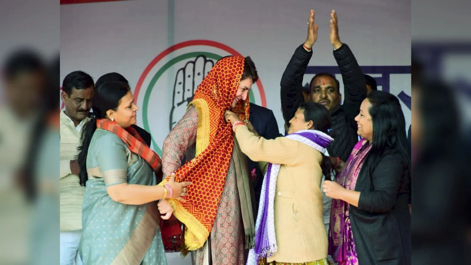 ‘मैं अपने भाई के लिए जान दे दूंगी और’, प्रियंका गांधी ने सीएम योगी पर हमला करते हुए कही ये बात