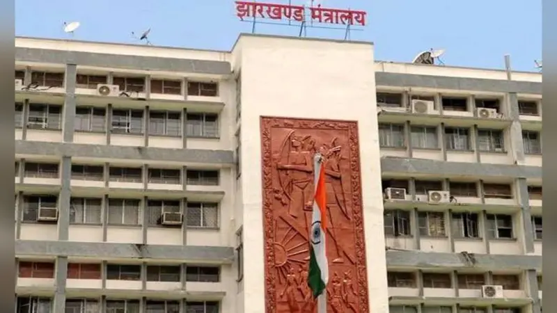 Jharkhand Cabinet Meeting: प्रवासी मजदूरों की सामान्य मौत पर भी परिजनों को आर्थिक मदद देने पर कैबिनेट की मुहर