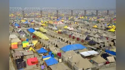 संगम तट पर माघ मेलाः पौष पूर्णिमा पर लाखों ने संगम में लगायी डुबकी, महीने भर का कल्पवास आरंभ