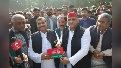 Akhilesh Yadav New Team: अखिलेश यादव की नई टीम घोषित, शिवपाल यादव, स्वामी प्रसाद मौर्य का कद बढ़ा