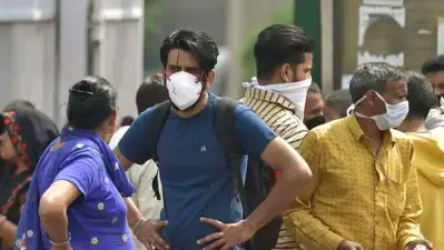 भारत के 50 फीसदी लोग नहीं पहनते हैं मास्क, क्या ऐसे जीत पाएंगे कोरोना से जंग !