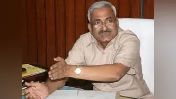 रामचरितमानस प्रकरण: पूर्व DGP सुलखान सिंह ने स्वामी प्रसाद मौर्य का किया समर्थन, जूही सिंह ने दी ये नसीहत…