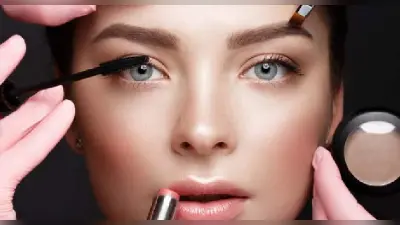 Quick Makeup Tips: ऑफिस की भागमभाग के बीच ऐसे करें झटपट मेकअप, यहां है टिप्स