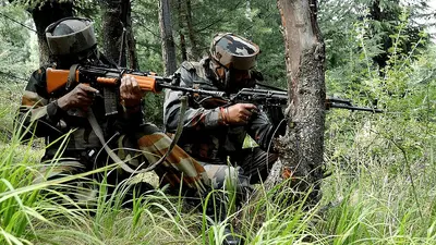 पलामू से 5 लाख का इनामी नक्सली कमांडर गिरफ्तार, चतरा मुठभेड़ में हुआ था जख्मी