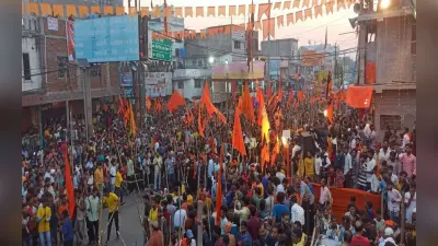 PHOTOS: जय श्री राम के नारों से गूंजा गिरिडीह का इलाका, रामनवमी पर भक्तों में दिख रहा उत्साह