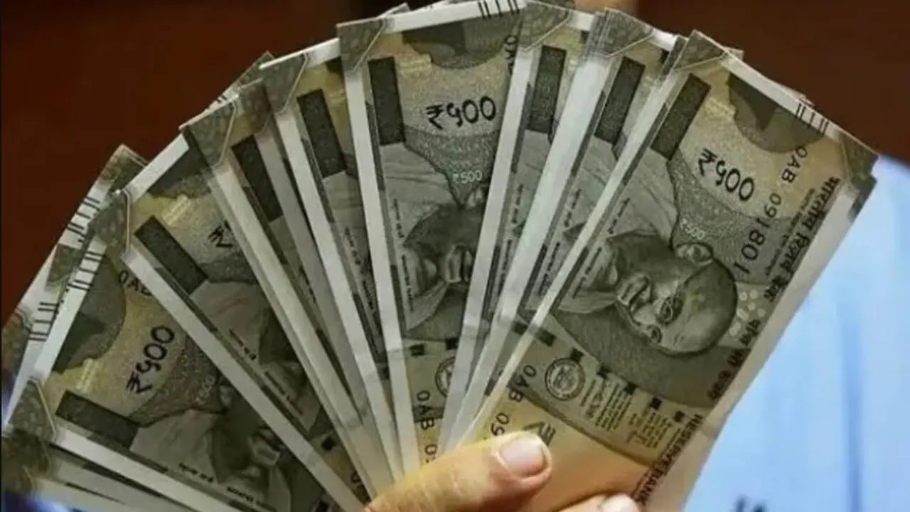 Railway Bonus: केंद्र सरकार ने रेलवे कर्मचारियों को दिया बड़ा तोहफा, हो गा बोनस का ऐलान