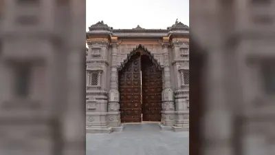 Aligarh News: मां-बेटे के मर्डर के 48 घंटे बाद भी हत्यारों का नहीं मिला कोई सुराग, 50 हजार का इनाम घोषित