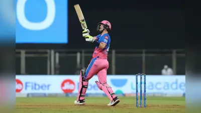 IPL 2021, RR vs DC: जिस खिलाड़ी पर कप्तान ने नहीं जताया था भरोसा उसने ही राजस्थान को दिलायी जीत तो सहवाग बोले-पैसा मिला, इज्जत नहीं और अब….