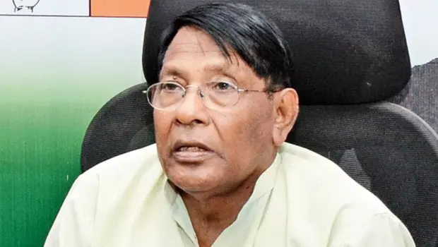 267 गोदामों की स्टॉक मॉनिटरिंग एजेंसी के चयन पर बढ़ा विवाद, मंत्री डॉ रामेश्वर ने विभाग अपर मुख्य सचिव अरुण सिंह को लिखा पत्र