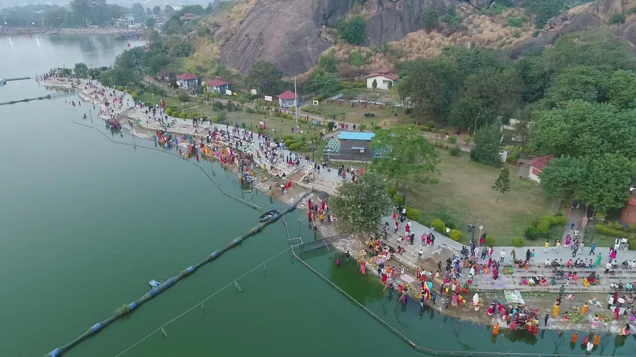 Chhath Puja 2021 : रांची के छठ घाटों की सफाई में लगे हैं 600 सफाईकर्मी, नगर आयुक्त ने आम लोगों से की ये अपील