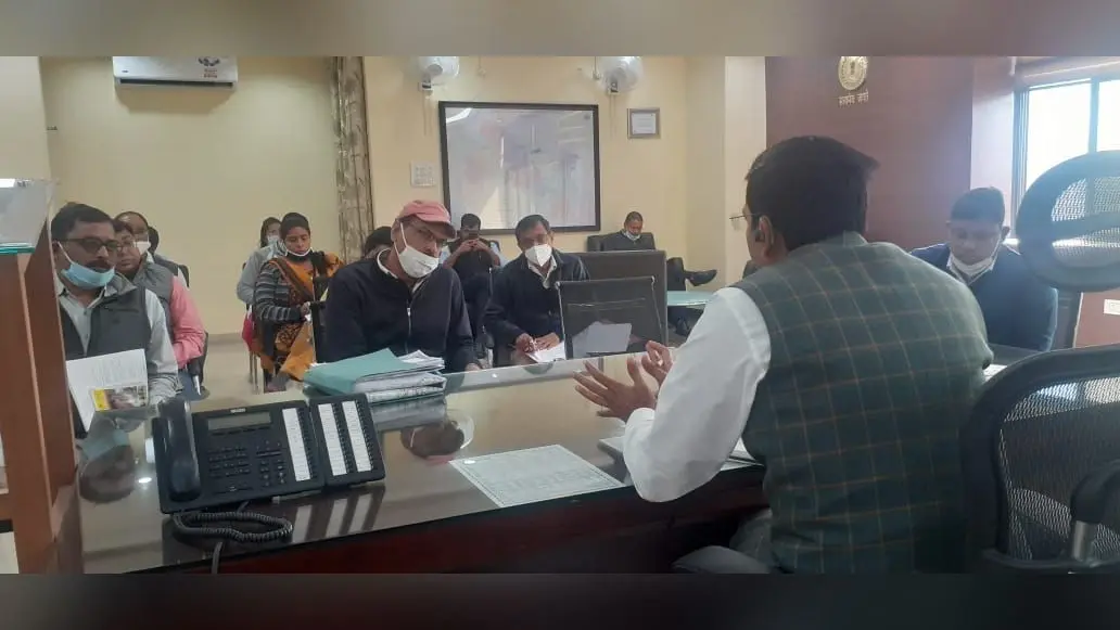 भागलपुर में सभी प्रखंड के बीईओ पर बड़ी कार्रवाई, रोका गया वेतन, जानें कारण