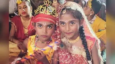 PHOTOS: श्रीकृष्ण की कथा में झूमी सुकुरहुट्टू शबरी बस्ती, बाल रूप में मन मोह रहे थे राधाकृष्ण