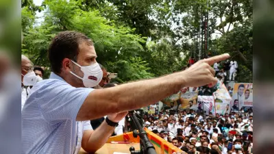 मोदी सरकार पर बरसे राहुल गांधी कहा- ‘संसद में हमें बोलने नहीं दिया गया, ये लोकतंत्र की हत्या’