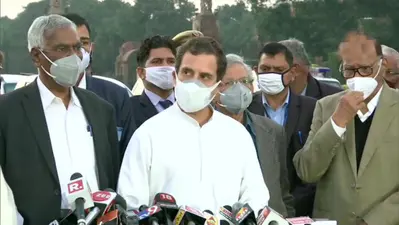 कृषि बिल को लेकर सरकार पर दबाव बनाने के लिए राष्ट्रपति से मिले राहुल गांधी सहित विपक्ष के पांच बड़े नेता, कही ये बात…