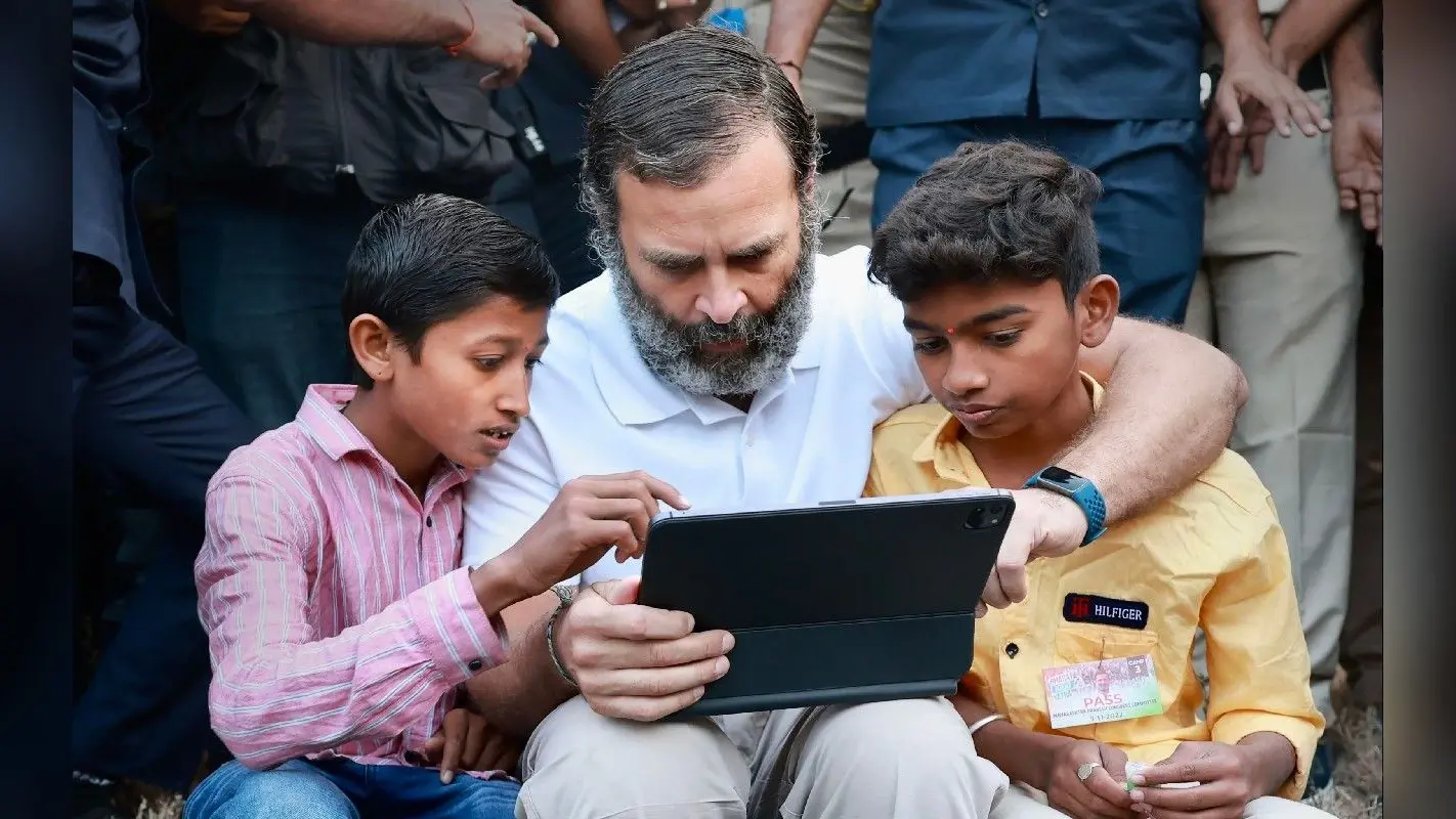 Bharat Jodo Yatra: ‘RSS नेता हेलीकॉप्टर से पहुंचे, राहुल गांधी पैदल’, कांग्रेस नेता ने सुनाया ये किस्सा