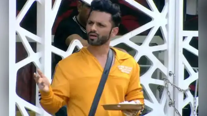 Bigg Boss 14 : अर्शी खान ने अब राहुल वैद्य से लिया पंगा, सिंगर ने कर दिया ऐसा कमेंट, VIDEO