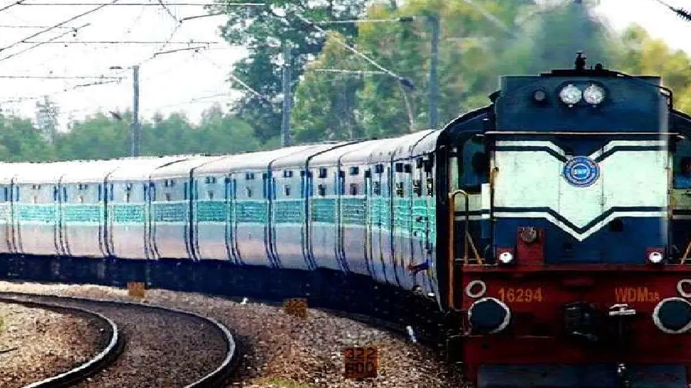झारखंड के इस नामी इलाके में आज तक नहीं पहुंची है रेल की सुविधा, नजदीकी रेलवे स्टेशन 45 किमी दूर