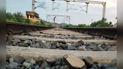 चाईबासा: बिहार से काम की तलाश में आये युवक की मौत, दो माह पहले हुई थी शादी, शव को साथ ले गये परिजन