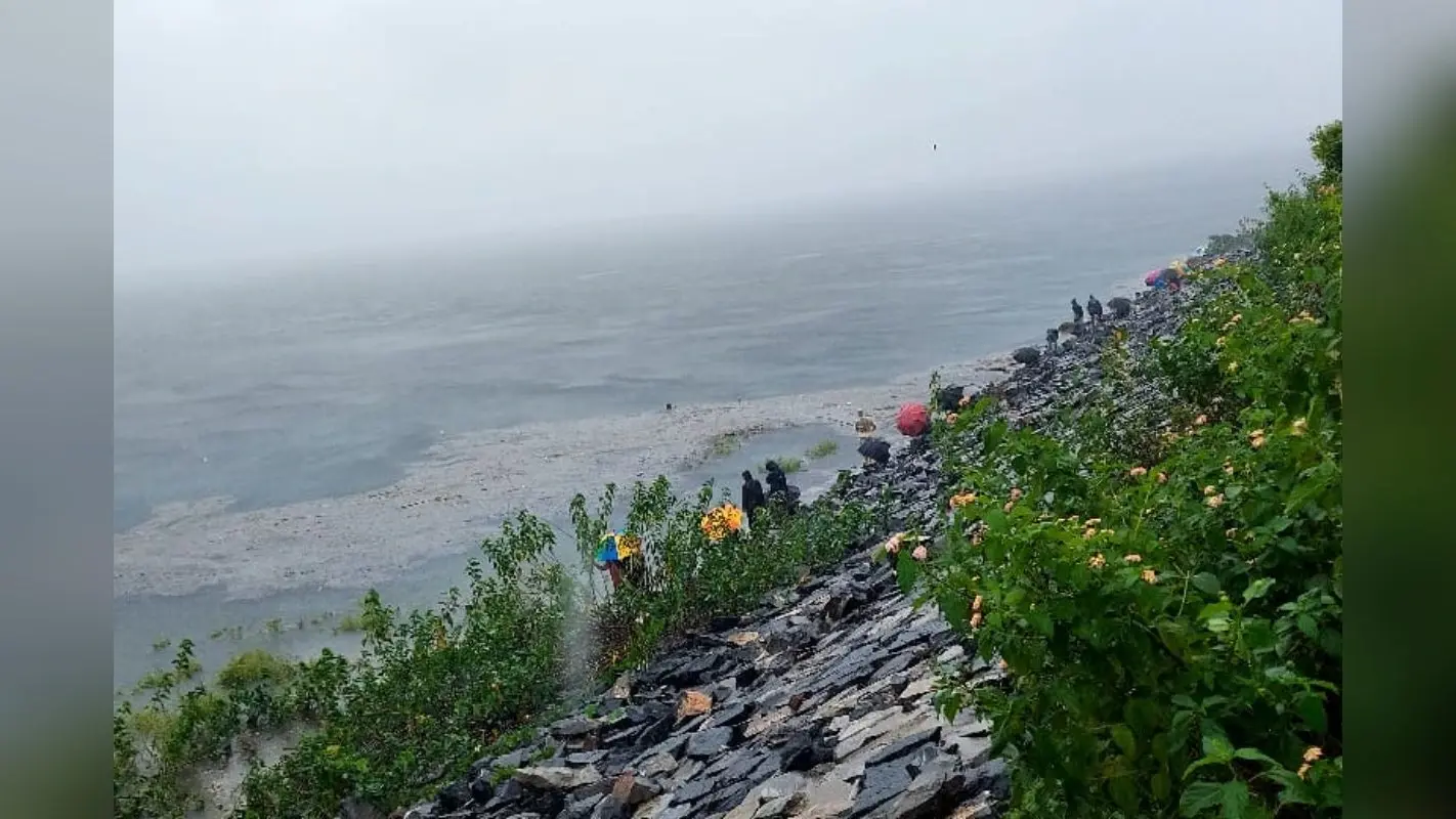 झारखंड में कब तक हैं भारी बारिश के आसार, ऑरेंज व येलो अलर्ट जारी, गांधी जयंती पर कैसा रहेगा मौसम का मिजाज?