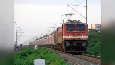 नोएडा से 1500 प्रवासी मजदूरों को लेकर बिहार के लिए रवाना हुई श्रमिक स्पेशल ट्रेन