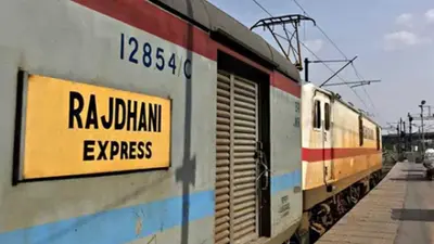 IRCTC का रेल यात्रियों को बड़ा तोहफा, सफर के दौरान अब ट्रेन में मिलेगा फ्री खाना!