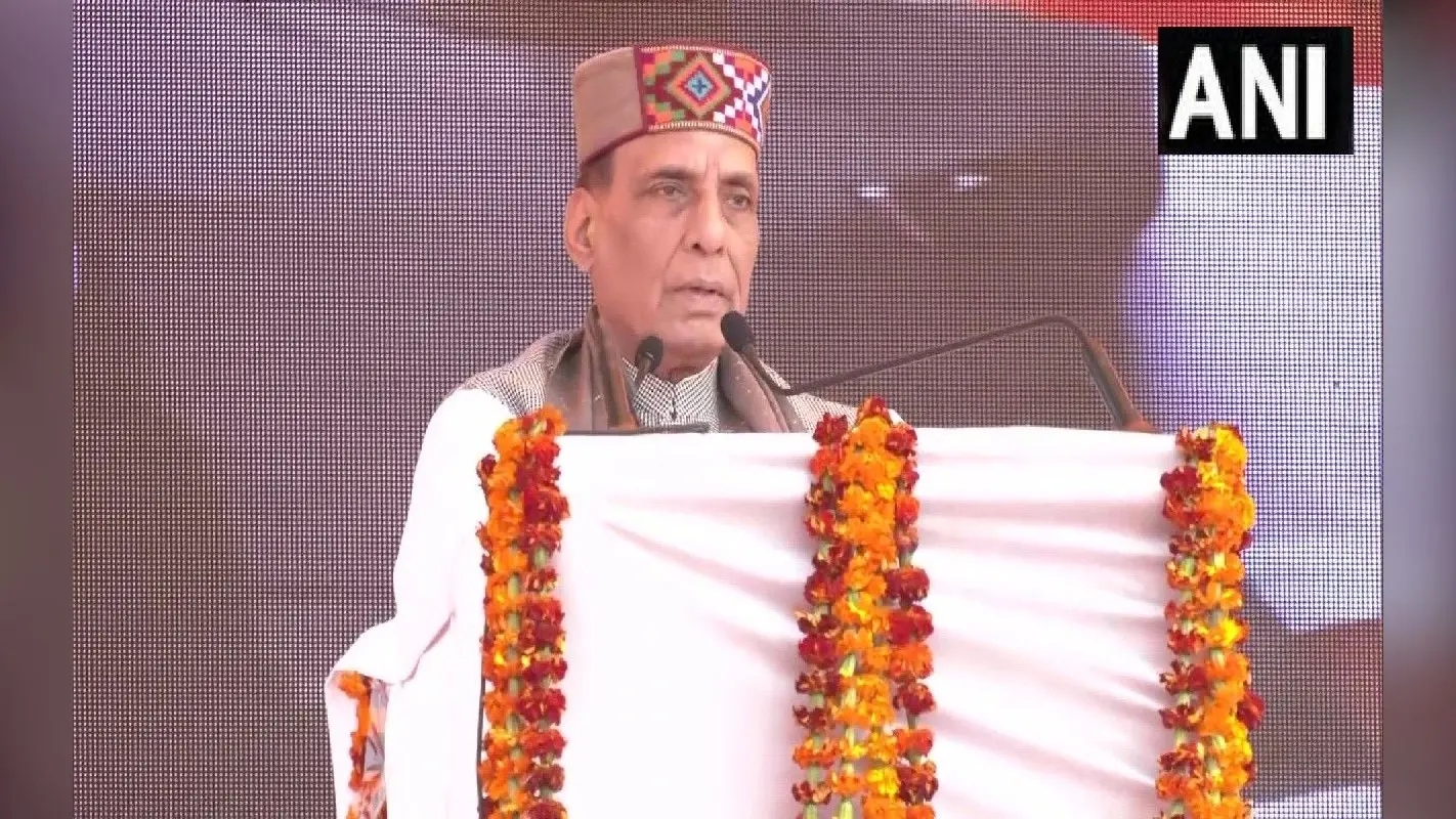 Himachal Chunav: बीजेपी जनता को गुमराह करने वाली राजनीति नहीं करती, गरजे राजनाथ, PoK पर कही ये बात