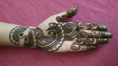 Mehndi Designs Raksha Bandhan 2020 Images, Photos: यहां चुनिए सरल और ट्रेंडिंग मेहंदी डिजाइन, राखी के दिन बहनों के हाथों में खूब रचेगी मेहंदी