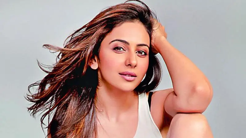 Rakul Preet Singh इस तरह खुद को रखती हैं फिट, बुलेटप्रूफ कॉफी से करती हैं दिन की शुरुआत