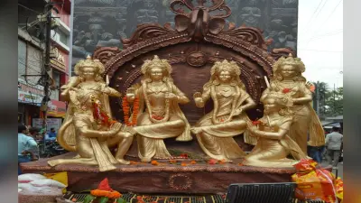 Ram Navami: हजारीबाग शहर में निकली झंडा शोभायात्रा, घोड़े व बुलेट पर सवार युवतियों ने किया नेतृत्व,देखें Pics
