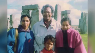 डॉ रामदयाल मुंडा जयंती: अपने पिता की विरासत को कैसे आगे बढ़ा रहे हैं गुंजल इकिर मुंडा?