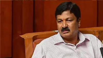 येदियुरप्पा के जल संसाधन मंत्री पर लगा यौन उत्पीड़न का आरोप, कर्नाटक की राजनीति में आया उबाल