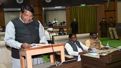 झारखंड में खुलेंगे बायोटेक्नोलॉजी पार्क, गरीब बच्चों के लिए गुरु जी क्रेडिट कार्ड योजना भी होगी शुरू
