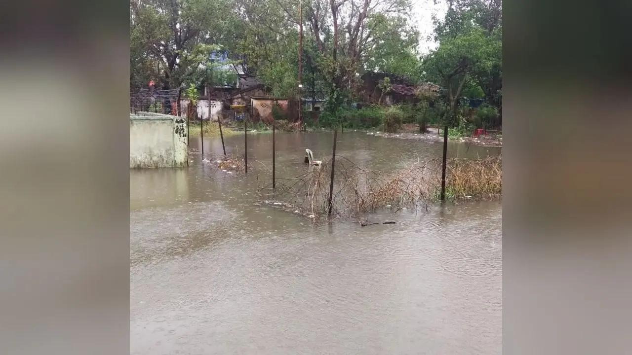 Jharkhand Weather Forecast: रांची में झमाझम बारिश, झारखंड में मौसम के बदले मिजाज से भीषण गर्मी से राहत