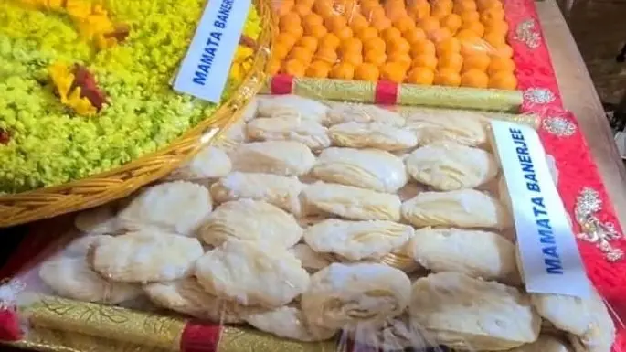 पटना: दीपावली में मिठाई की चमक पर न जाएं वरना हो सकता है नुकसान, लेने से पहले चखकर पहचानें