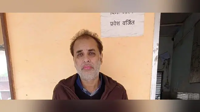 UPTET 2021: प्रिंटिंग प्रेस का मालिक खुद को बता रहा दबंग BJP MLA का भाई, प्रियंका गांधी ने योगी सरकार को घेरा